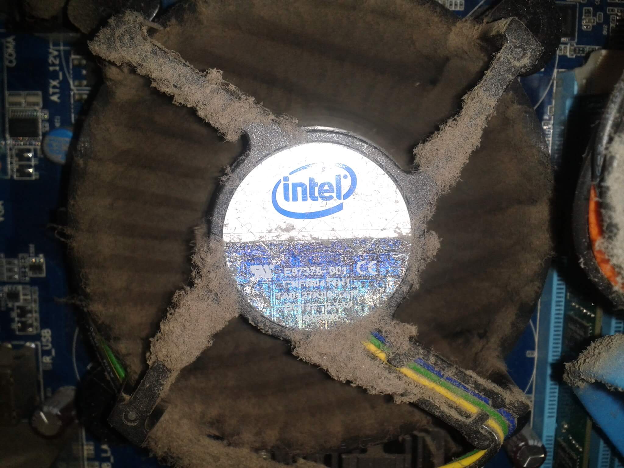 Poeira pode causar superaquecimento e danificar seu equipamento